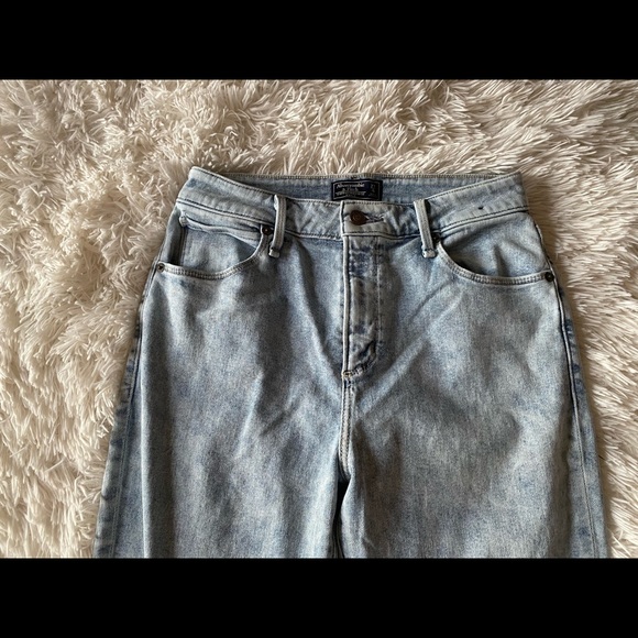Abercrombie 'Simone' High Rise Ankle Jean - Picture 10 of 10
